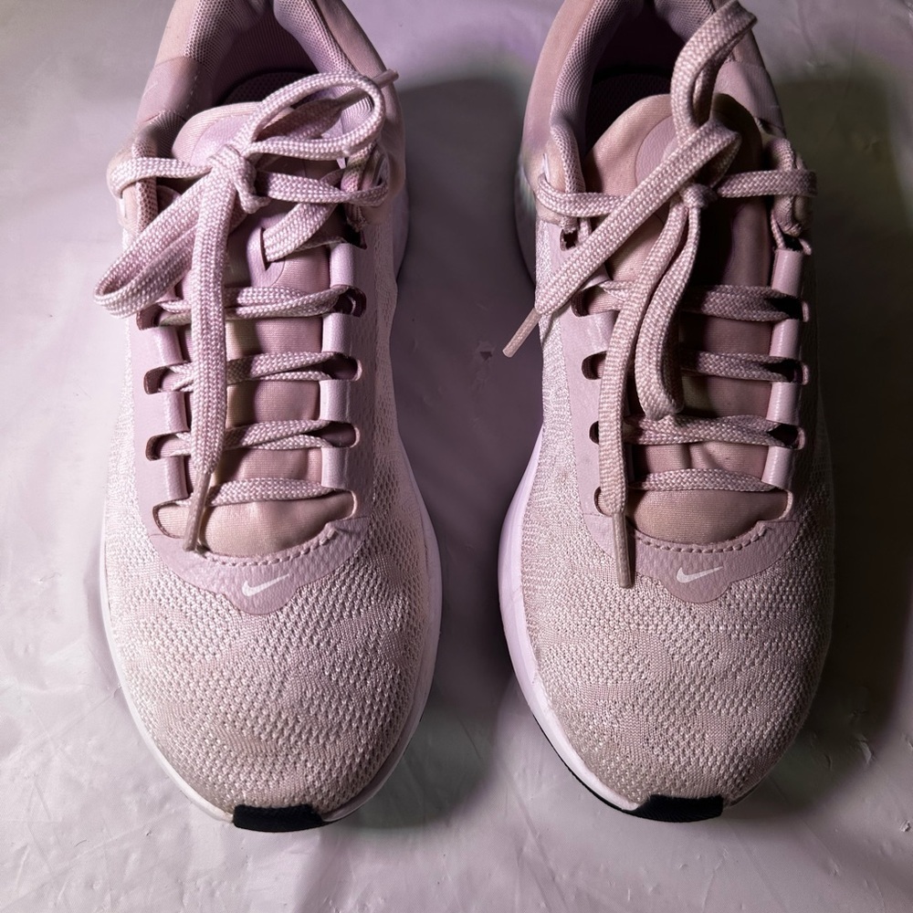 Nike Women's Light Pink Sneakers - Picture 5 of 11